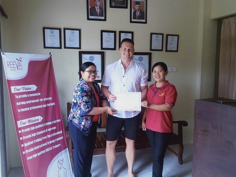 Reeva Bali Spa School Student
